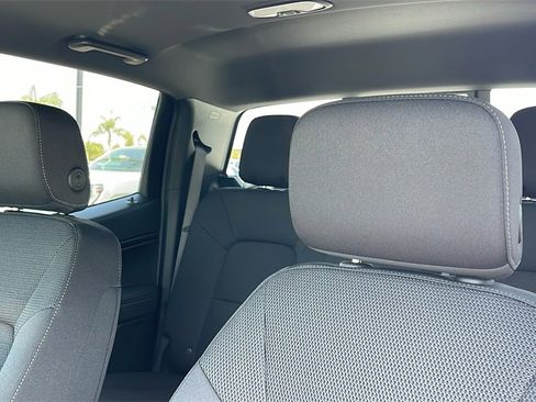 New 2025 GMC Canyon Elevation image 12