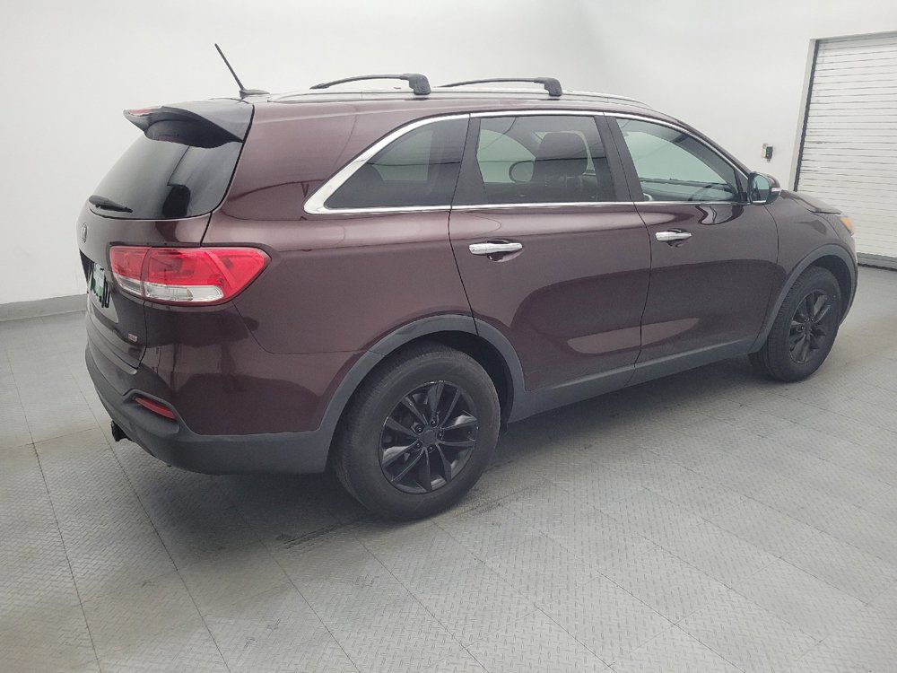 Used 2016 Kia Sorento FWD image 10