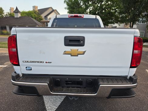 Used 2019 Chevrolet Colorado W/T w/ WT Convenience Package AWD/4WD image 6