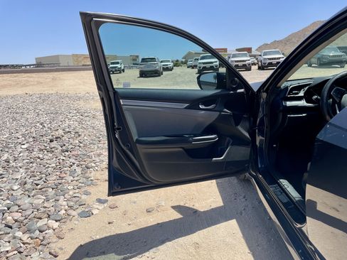 Used 2017 Honda Civic EX image 11