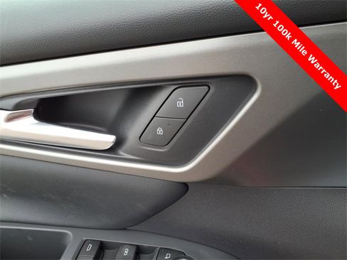 New 2026 Chevrolet Traverse LT w/ Driver Confidence Package image 27