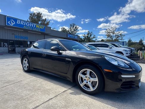 Used 2014 Porsche Panamera image 3