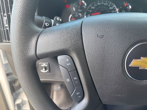 New 2026 Chevrolet Express 2500 w/ Driver Convenience Package image 17