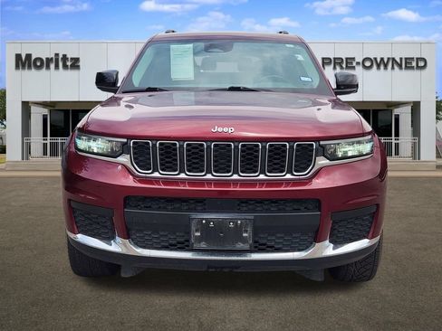 Used 2021 Jeep Grand Cherokee L Laredo w/ Luxury Tech Group I AWD/4WD image 2