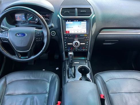Used 2017 Ford Explorer Limited w/ Equipment Group 301A image 15