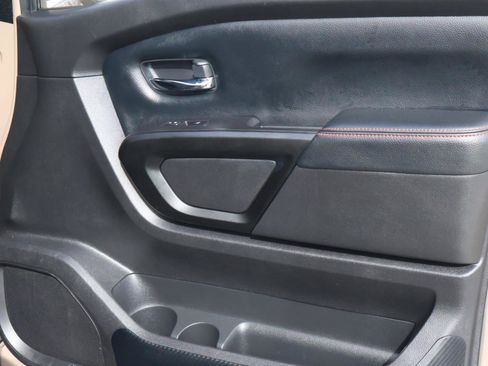 Used 2021 Nissan Titan PRO-4X w/ Pro-4x Convenience Package image 20