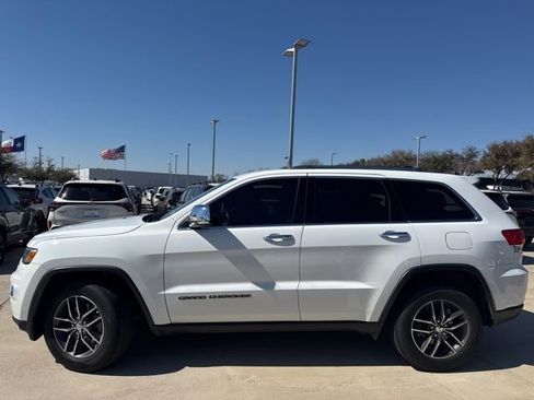 Used 2018 Jeep Grand Cherokee Limited image 5