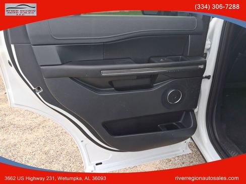 Used 2019 Ford Expedition XLT w/ Equipment Group 201A image 14