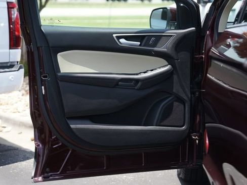 Used 2021 Ford Edge SEL FWD image 30