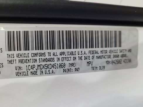 Used 2019 Jeep Cherokee Limited AWD/4WD image 33