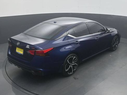 Used 2024 Nissan Altima 2.5 SR FWD image 25