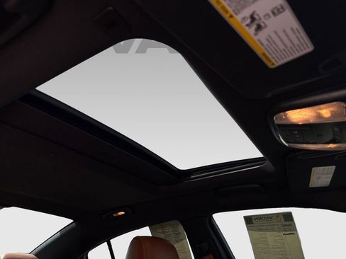 Used 2023 Dodge Charger SRT Hellcat image 6