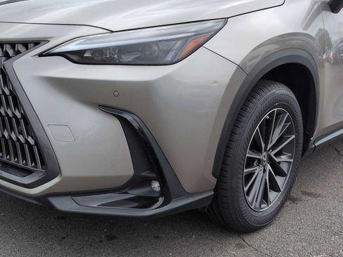 Used 2024 Lexus NX 350h AWD image 11