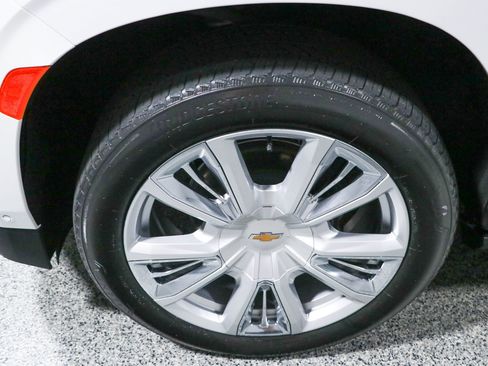 Used 2023 Chevrolet Tahoe High Country w/ Advanced Technology Package AWD/4WD image 11