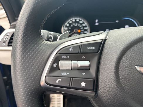 Used 2023 Genesis G70 3.3T w/ Sport Prestige Package image 10