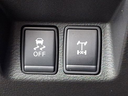 Used 2024 Nissan Frontier PRO-4X w/ Pro Convenience Package AWD/4WD image 25