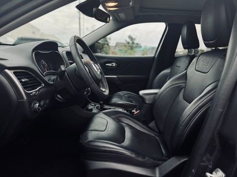 Certified 2022 Jeep Cherokee Limited image 19