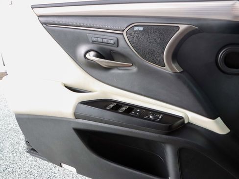 Used 2021 Lexus ES 350 F Sport w/ Special Edition FWD image 23