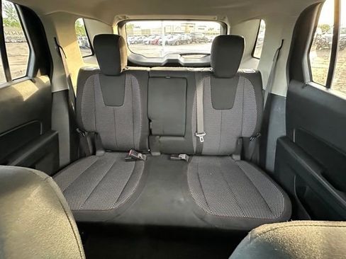 Used 2017 GMC Terrain SLE FWD image 26