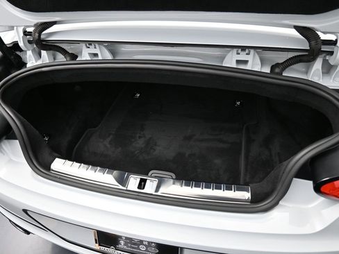 Used 2024 Bentley Continental GT image 34