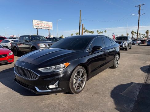 Used 2020 Ford Fusion Titanium AWD/4WD image 3