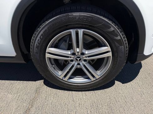 Used 2022 Mercedes-Benz GLC 300 image 8