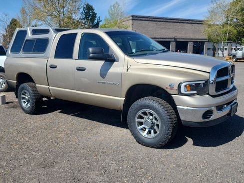 Used 2005 Dodge Ram 2500 Truck SLT w/ Trailer Tow Group AWD/4WD image 2