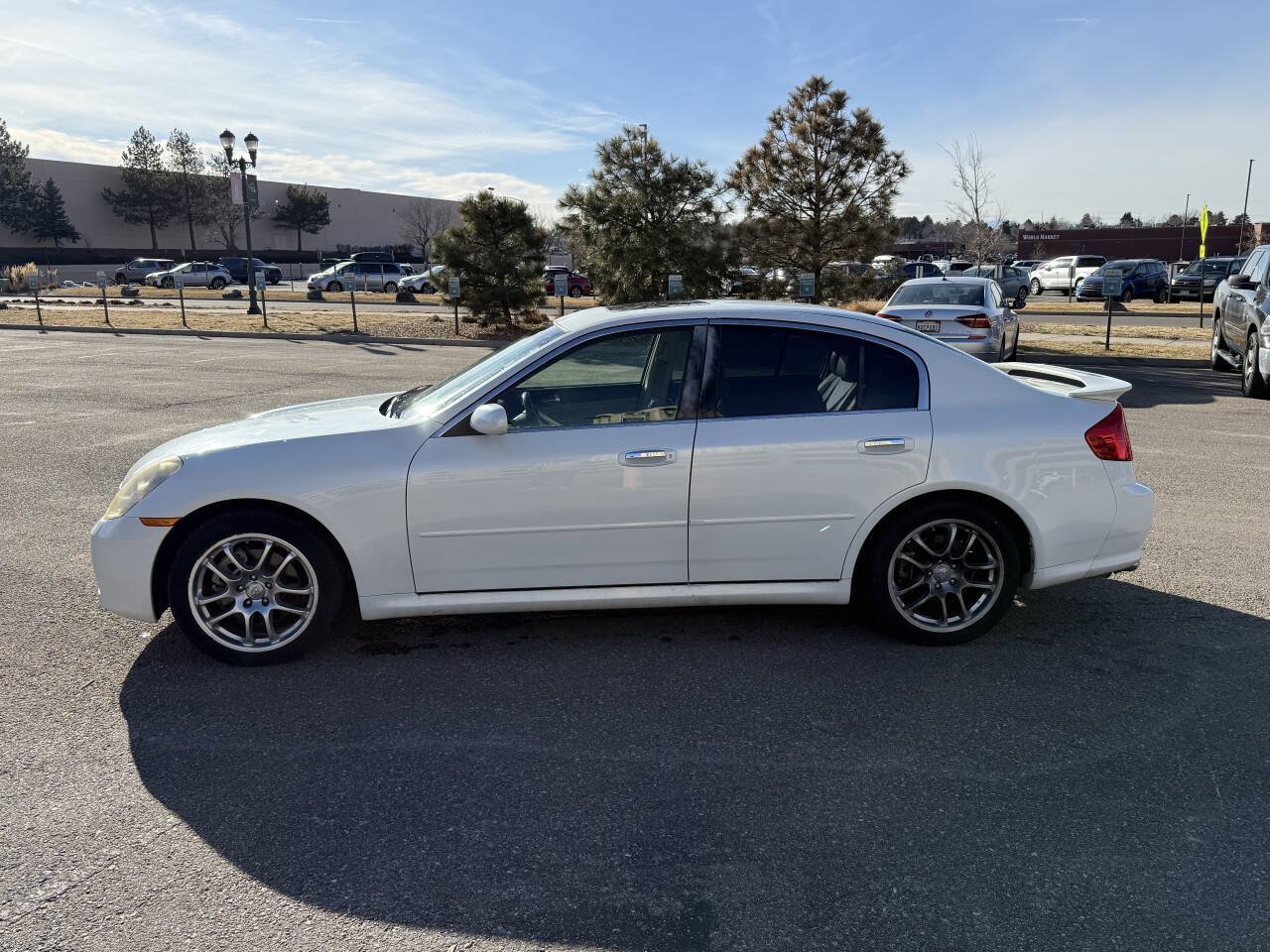 Used 2005 INFINITI G35 Sedan w/ (P01) Premium Pkg A RWD image 10