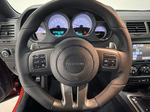 Used 2014 Dodge Challenger SXT image 82