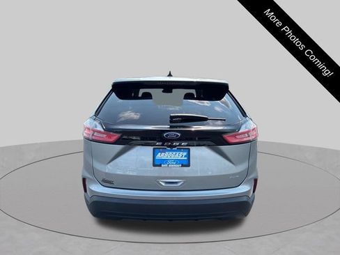 Used 2022 Ford Edge SE AWD/4WD image 4