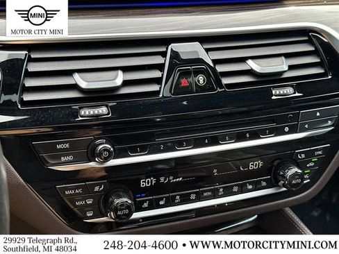 Used 2018 BMW M550i xDrive w/ Driving Assistance Package AWD/4WD image 34