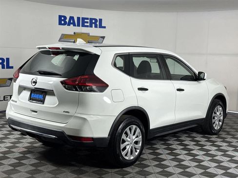 Used 2019 Nissan Rogue S image 5