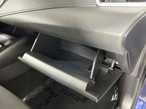 Used 2021 Toyota Corolla SE FWD image 32