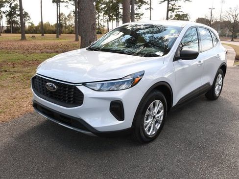 Used 2025 Ford Escape Active image 7