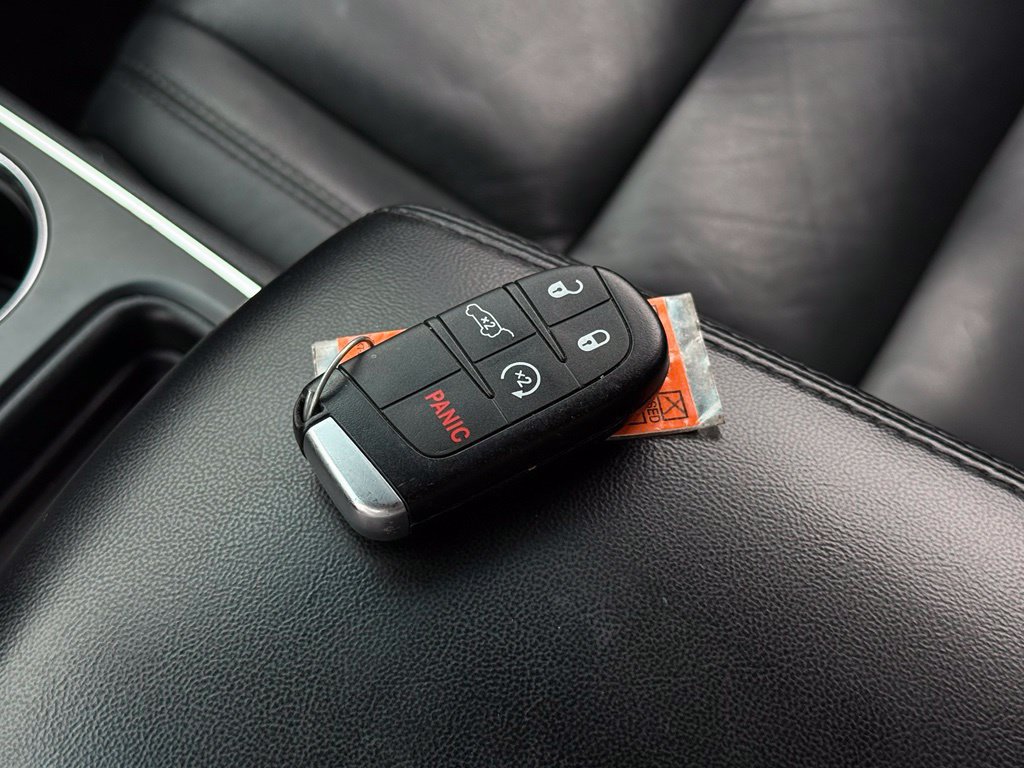 Used 2014 Dodge Durango Limited w/ Premium Group AWD/4WD image 6