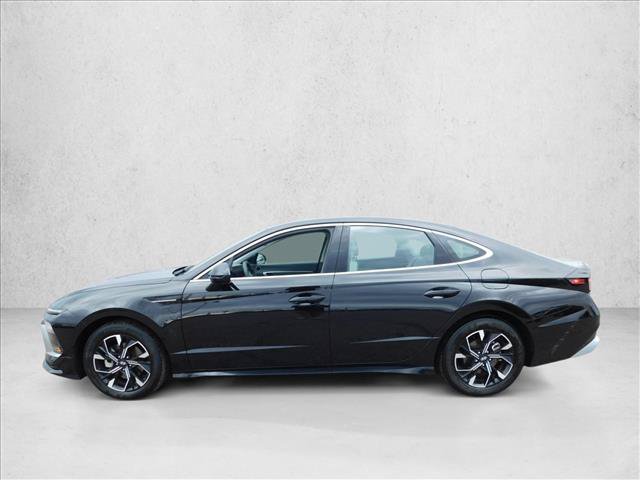 Used 2025 Hyundai Sonata SEL FWD image 8