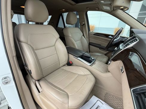 Used 2015 Mercedes-Benz ML 350 ML 350 4MATIC Sport Utility 4D image 17