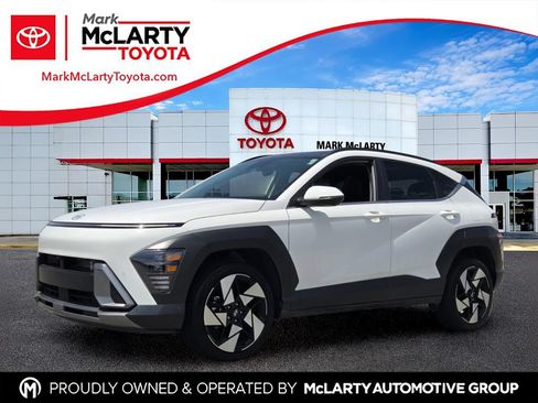 Used 2025 Hyundai Kona Limited AWD/4WD image 1