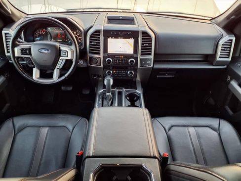 Used 2019 Ford F150 Platinum image 11