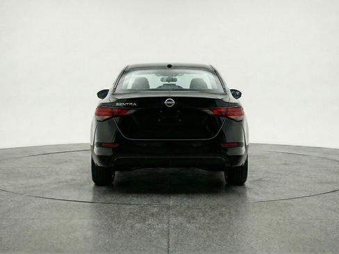 Used 2025 Nissan Sentra SV image 7