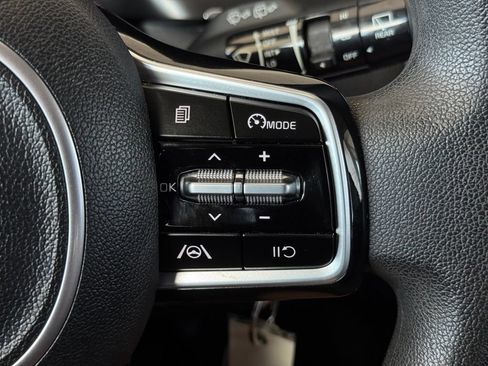 Used 2022 Kia Sorento LX FWD image 27