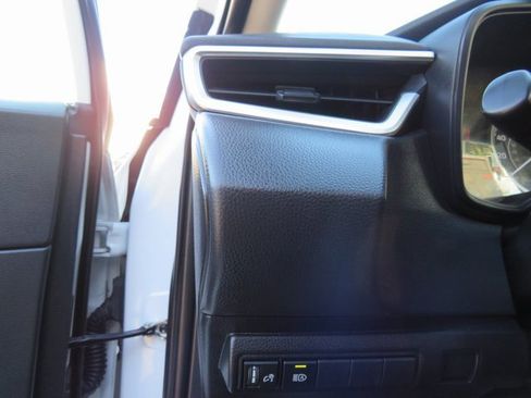 Certified 2022 Toyota Corolla LE w/ LE Premium Package image 31