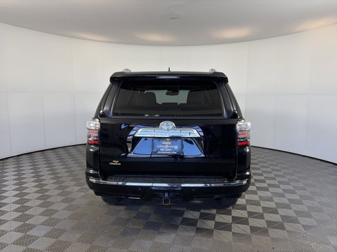Used 2023 Toyota 4Runner Limited image 10