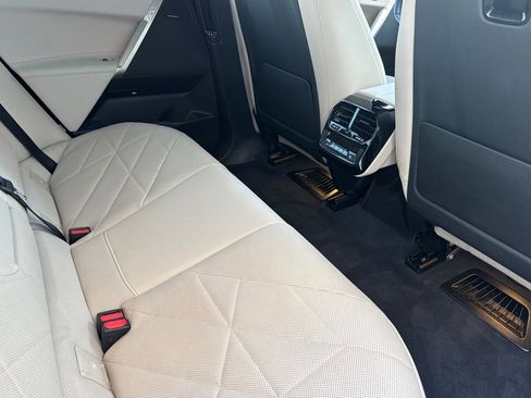 Used 2023 BMW iX xDrive50 w/ Convenience Package image 31