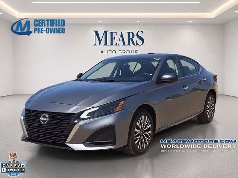 Used 2025 Nissan Altima 2.5 SV AWD/4WD image 1