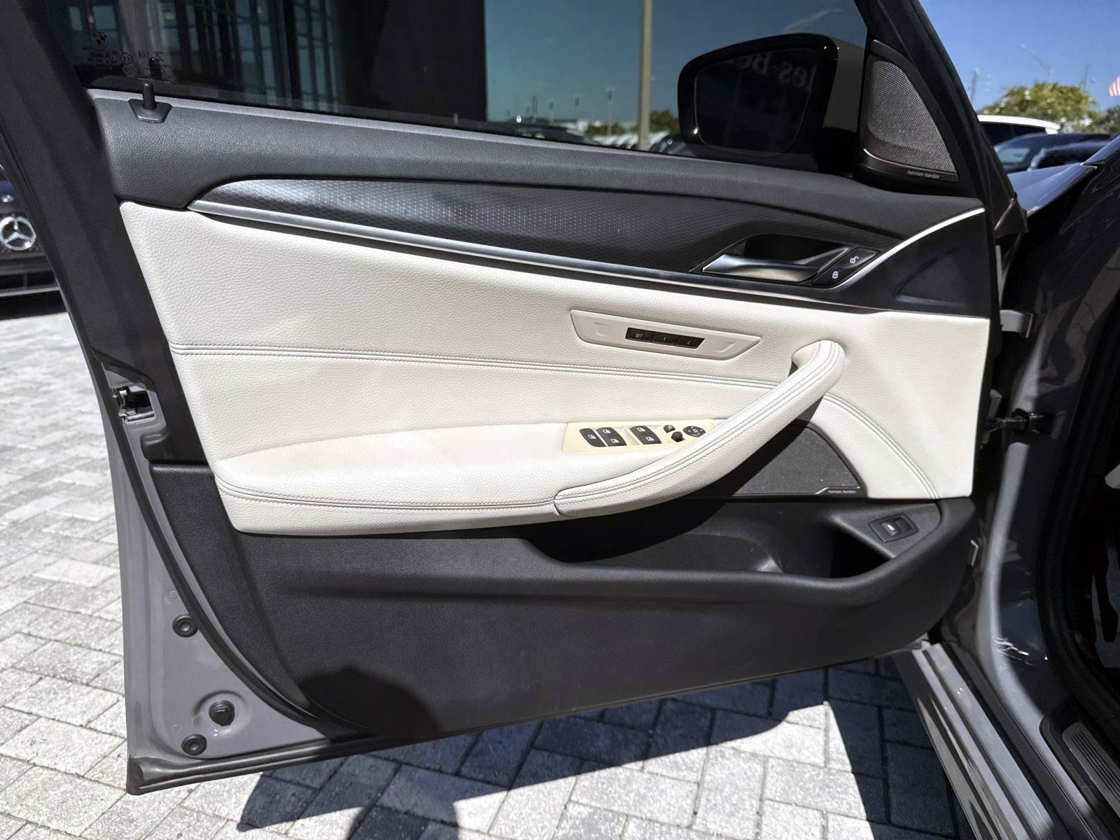 Used 2021 BMW 540i w/ M Sport Package RWD image 16
