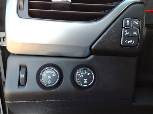 Used 2020 Chevrolet Tahoe LT w/ Luxury Package image 22