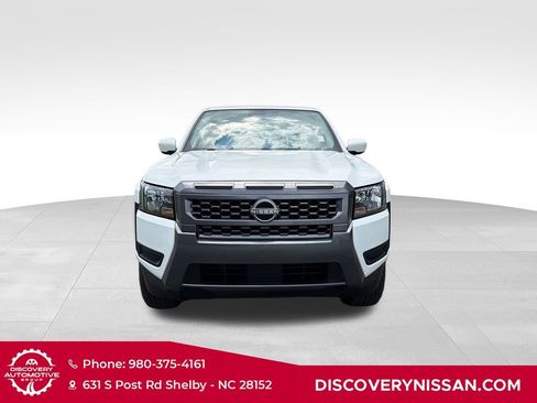 Certified 2025 Nissan Frontier SV RWD image 2