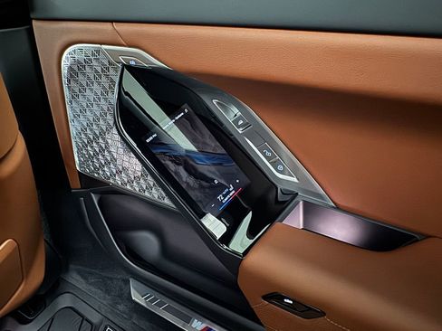 Used 2024 BMW 760i xDrive 760i xDrive w/ Executive Package image 31