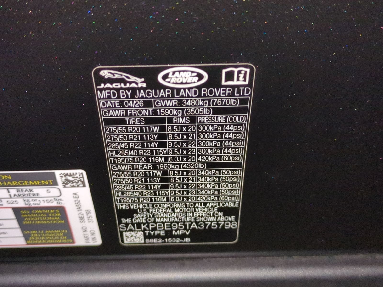 New 2026 Land Rover Range Rover Long Wheelbase SE AWD/4WD image 31